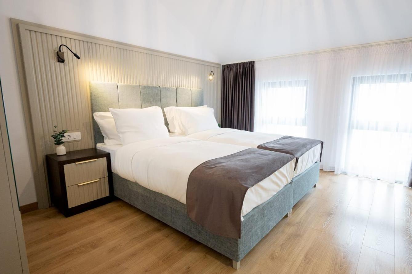 Hotel Dumbrava Rupea Bagian luar foto