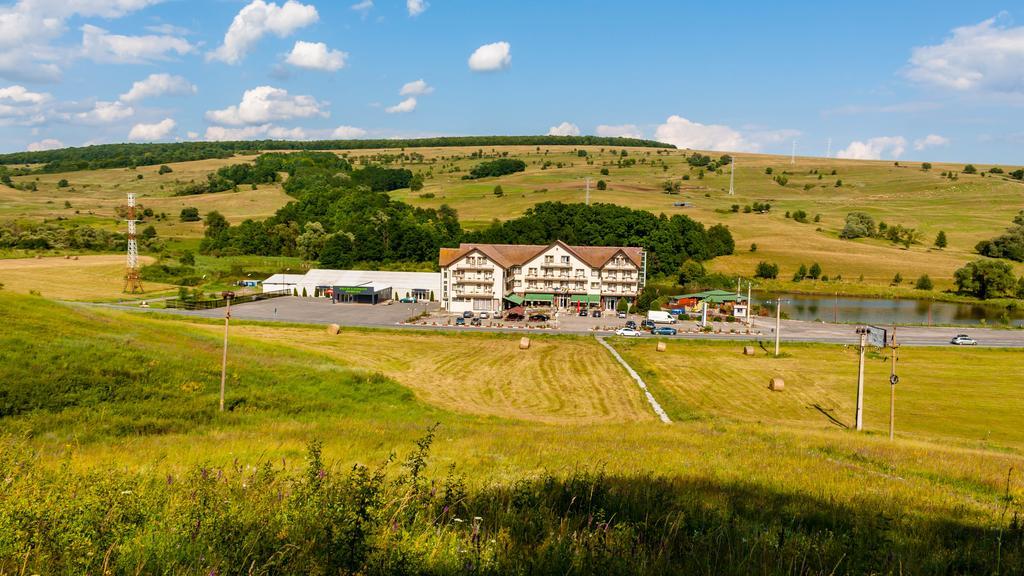 Hotel Dumbrava Rupea Bagian luar foto